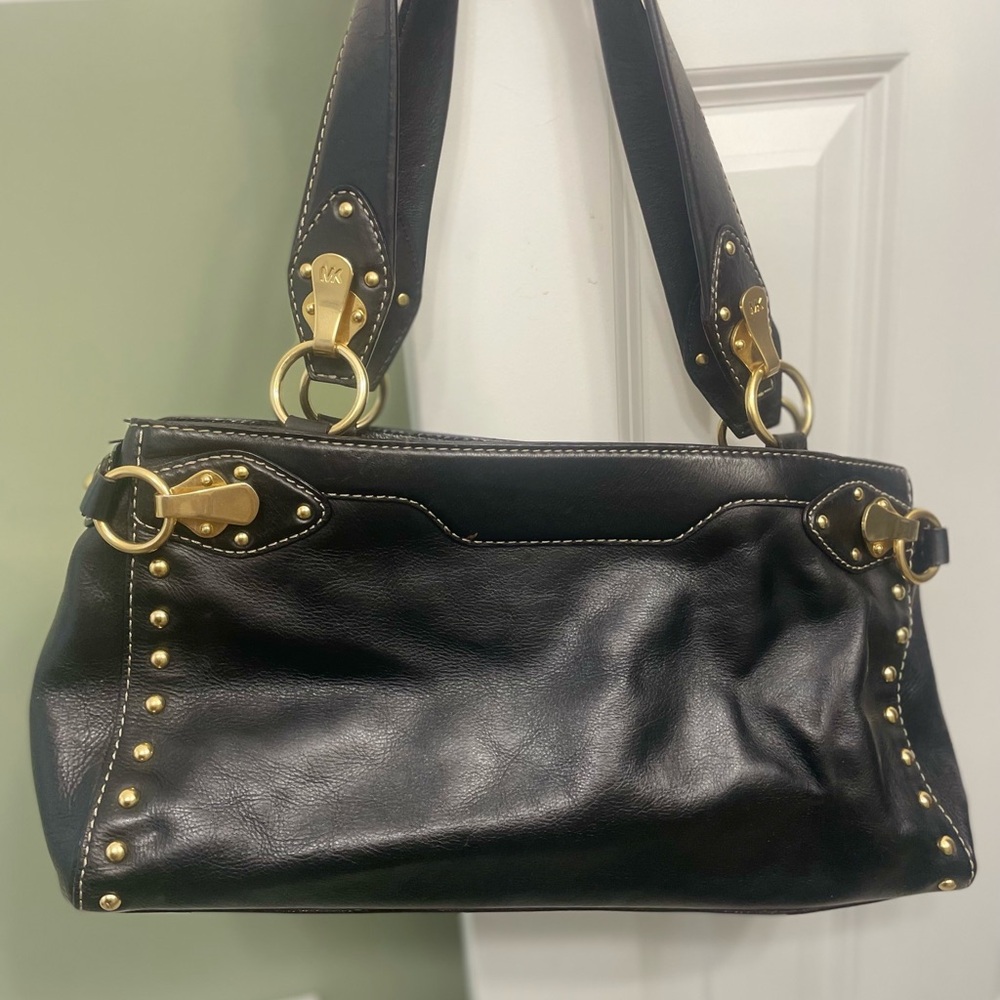 Michael Kors vintage Y2K black leather gold hardware cargo shoulder bag - Picture 3 of 3
